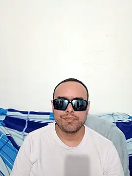 Snapshot of ElSunEagle chatting on 06.18.26 ElSunEagle online show from 06.18.26