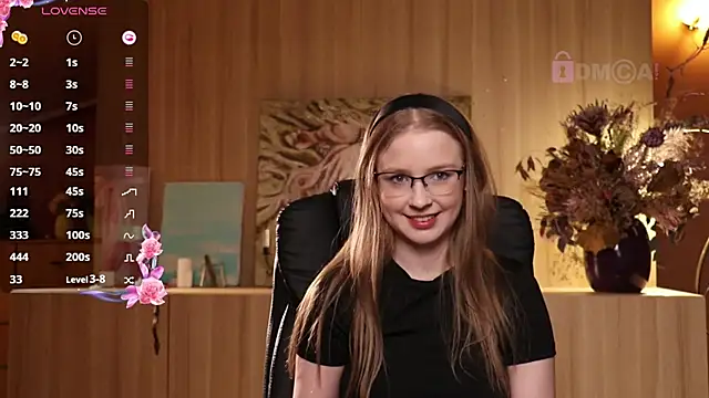 Snapshot of steffania- chatting on 02.14.25 steffania- online show from 02.14.25