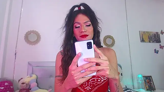 Snapshot of Roxy_SexyDiaz chatting on 03.07.25 Roxy SexyDiaz online show from 03.07.25