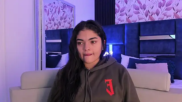 GiselOrtiz online show from 01.22.25
