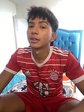 Leonarrrd 01 online show from 10.19.25