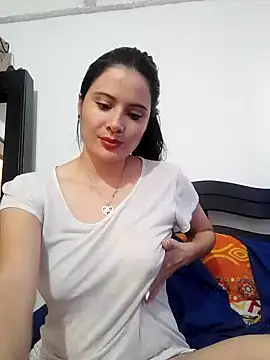 Zoe Clark  online show from 01.25.25