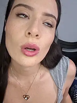 Zoe Clark  online show from 02.19.26