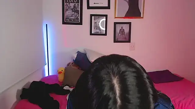 Snapshot of lilyy_evanss chatting on 02.27.25 lilyy evanss online show from 02.27.25