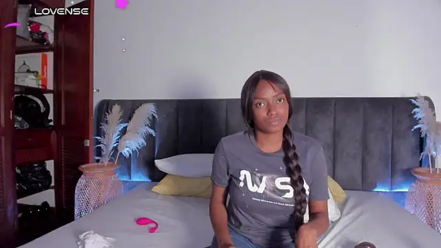 Snapshot of Martina_jackson_15 chatting on 02.25.25 Martina jackson 15 online show from 02.25.25