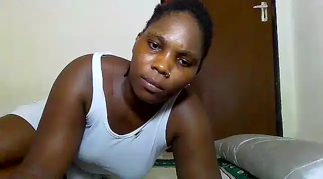 Snapshot of SexyKimberly23 chatting on 03.04.25 SexyKimberly23 online show from 03.04.25