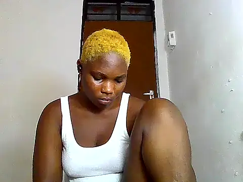 Snapshot of SexyKimberly23 chatting on 10.21.25 SexyKimberly23 online show from 10.21.25