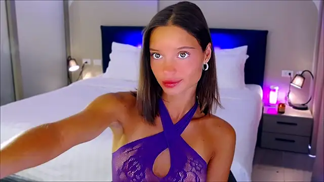 wow Mia online show from 03.03.25