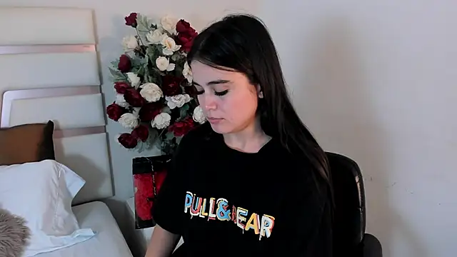 CamilaSofiia online show from 03.22.25