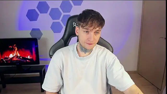 Chris Tyson online show from 01.11.25