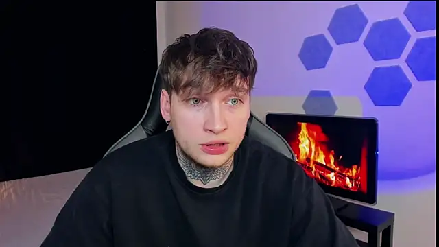 Chris Tyson online show from 02.12.25