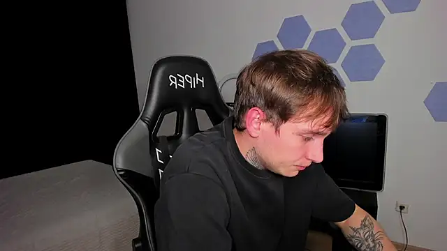 Chris Tyson online show from 10.11.25