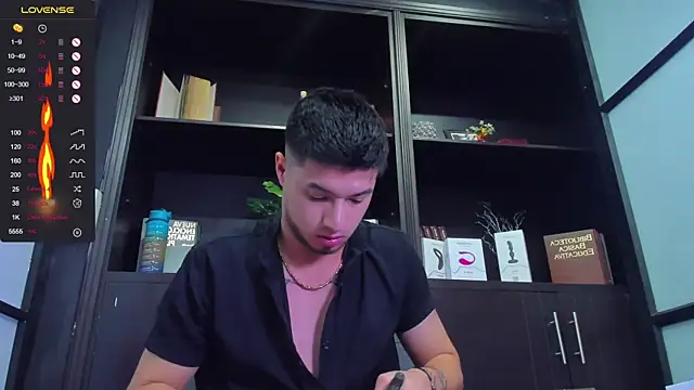 EdwardRoss  online show from 01.17.25