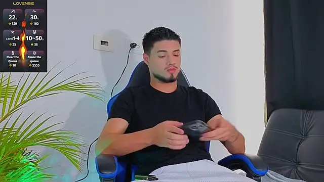 EdwardRoss  online show from 11.10.25