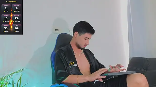 EdwardRoss  online show from 02.21.26