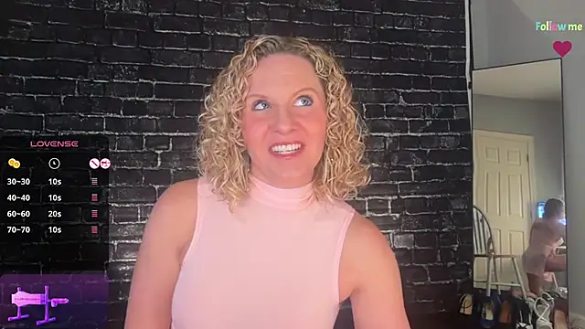 AmberJade AmJ online show from 10.15.25