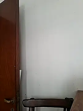 Snapshot of LYZBORNHD chatting on 01.14.25 LYZBORNHD online show from 01.14.25