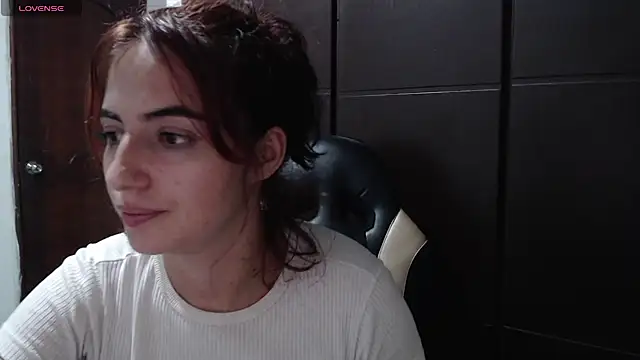 Kate lorens9 online show from 12.18.24