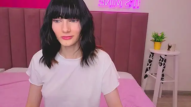 Lili flowerr online show from 06.16.26