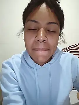 Julia Pretinha online show from 05.31.26