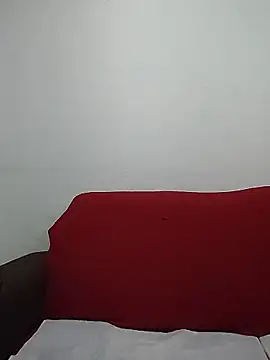 Julia Pretinha online show from 06.08.26