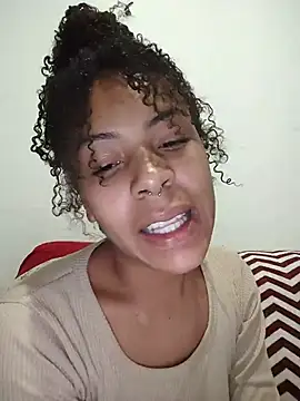 Julia Pretinha online show from 06.20.26