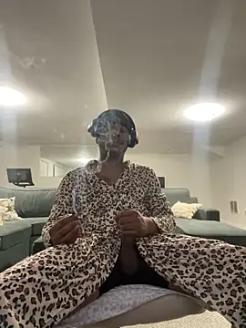 Snapshot of BiigDipper chatting on 12.06.24 BiigDipper online show from 12.06.24