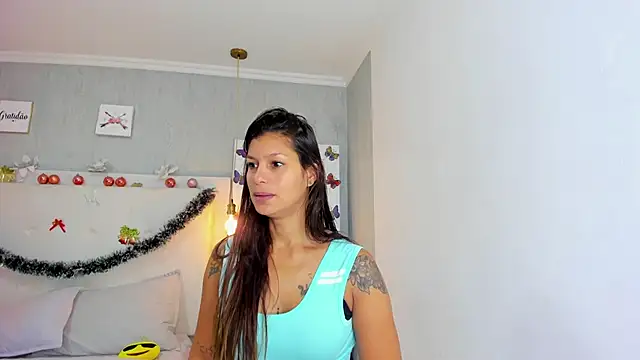 aishawild online show from 01.05.25