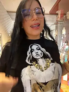 Miah gomez  online show from 03.26.26