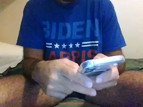 Snapshot of coppai200 chatting on 10.21.25 coppai200 online show from 10.21.25