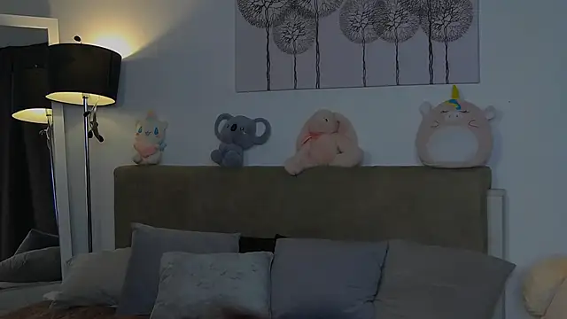 CassKiera online show from 10.08.25