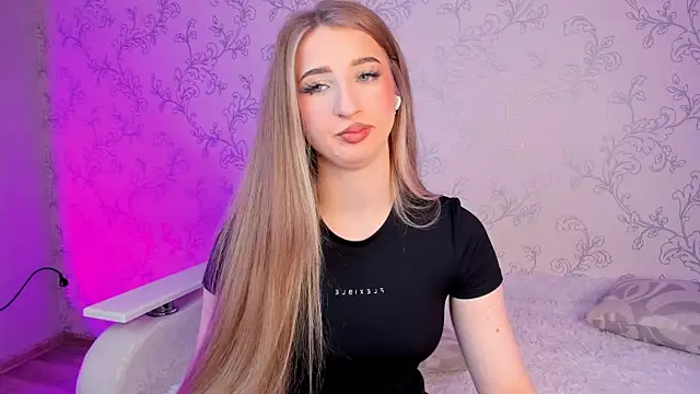 Snapshot of milky_waybaby chatting on 12.29.24 milky waybaby online show from 12.29.24