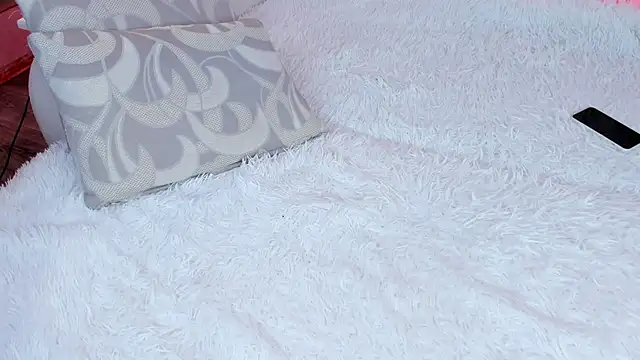 Snapshot of milky_waybaby chatting on 03.23.25 milky waybaby online show from 03.23.25