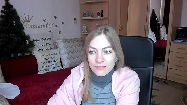Snapshot of SilviaEyes chatting on 12.09.24 SilviaEyes online show from 12.09.24