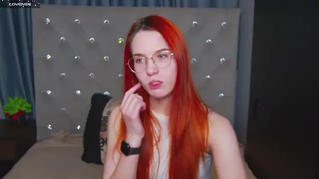 EmilyKents online show from 12.09.24