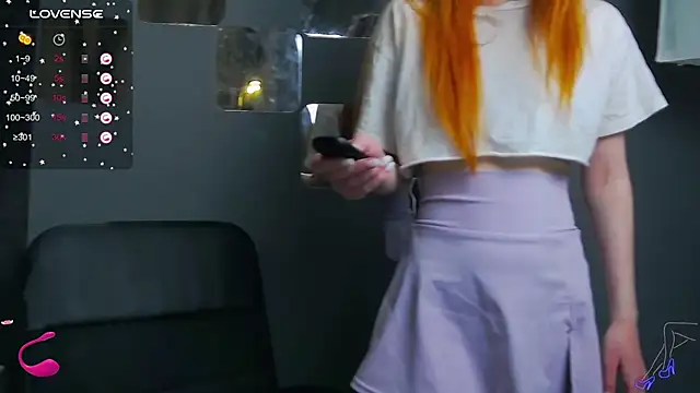 EmilyKents online show from 02.13.25