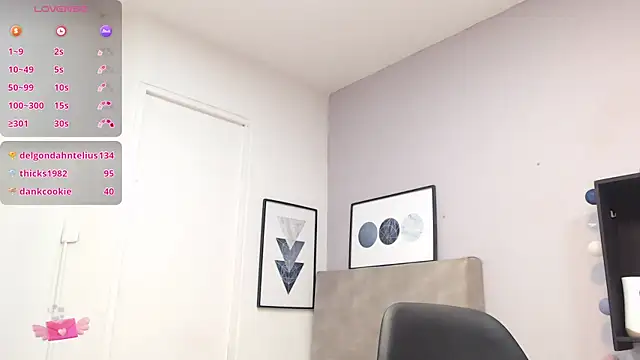 MileyHudson online show from 03.03.25