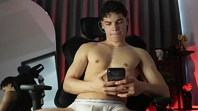 Max cortes1 online show from 02.22.26