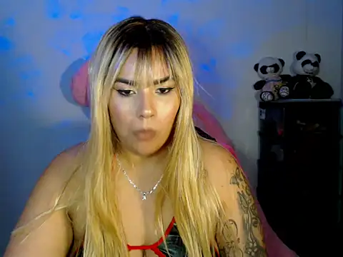 CarolinaRincon online show from 11.20.25