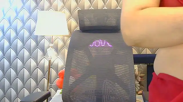 Mishika Gill online show from 05.20.26