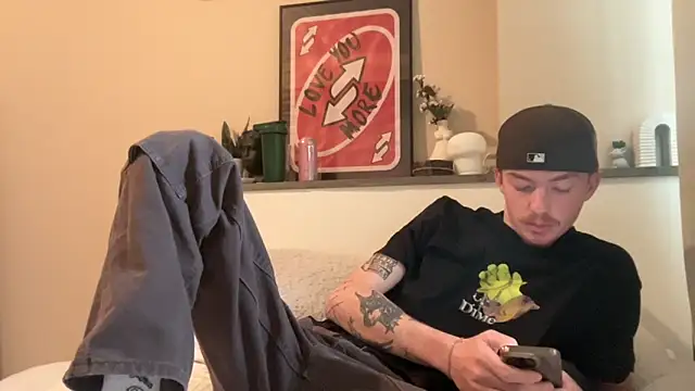 Snapshot of younghungginger chatting on 12.07.24 younghungginger online show from 12.07.24