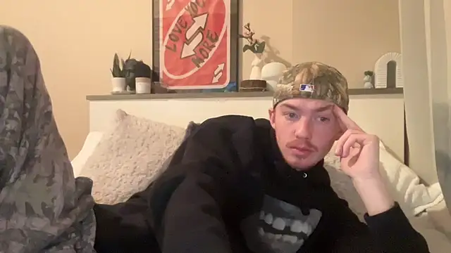 Snapshot of younghungginger chatting on 01.24.25 younghungginger online show from 01.24.25