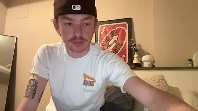 Snapshot of younghungginger chatting on 03.03.25 younghungginger online show from 03.03.25