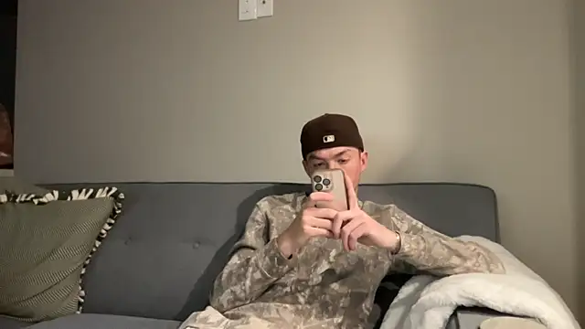 younghungginger online show from 11.16.25