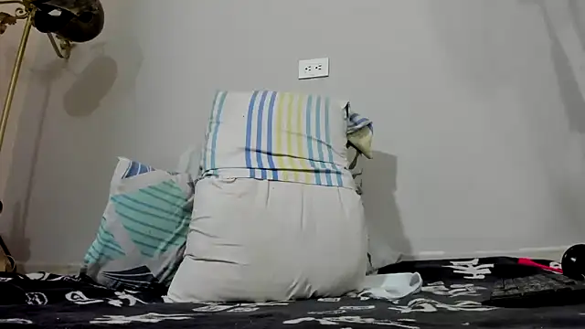 AlejoKhalifa  online show from 12.15.24