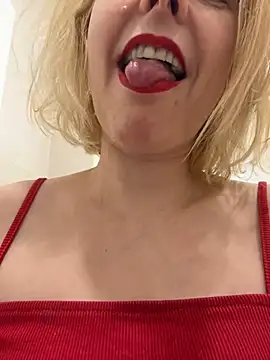 Yourdirtybitch online show from 02.21.25