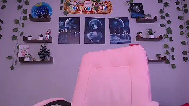 macey elliot  online show from 12.26.24