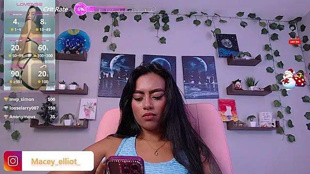 macey elliot  online show from 01.08.25