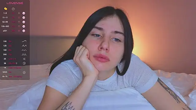 Snapshot of Vostok-6 chatting on 10.10.25 Vostok-6 online show from 10.10.25