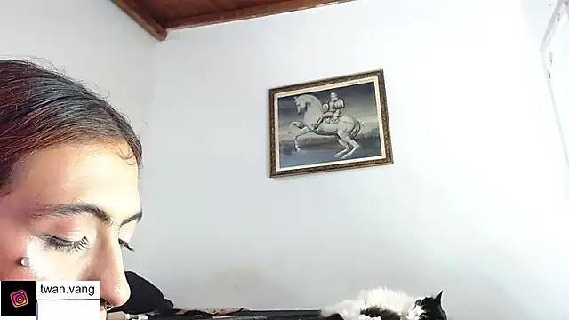 Trix fiore oficial online show from 11.22.25